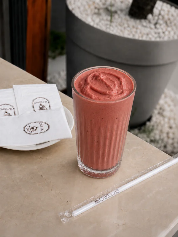 Çilekli Milkshake